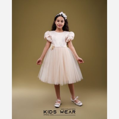 FGBd2pjagLyUCEgoIo3Xo4HiAkamveiKQguXcBE0BB3s28wcst.jpg سارافون مجلسی دخترانه آستین پفی گلبهی
